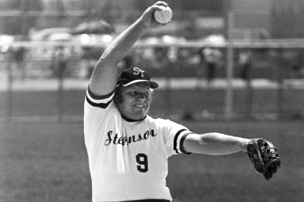 Larry Miller pitching